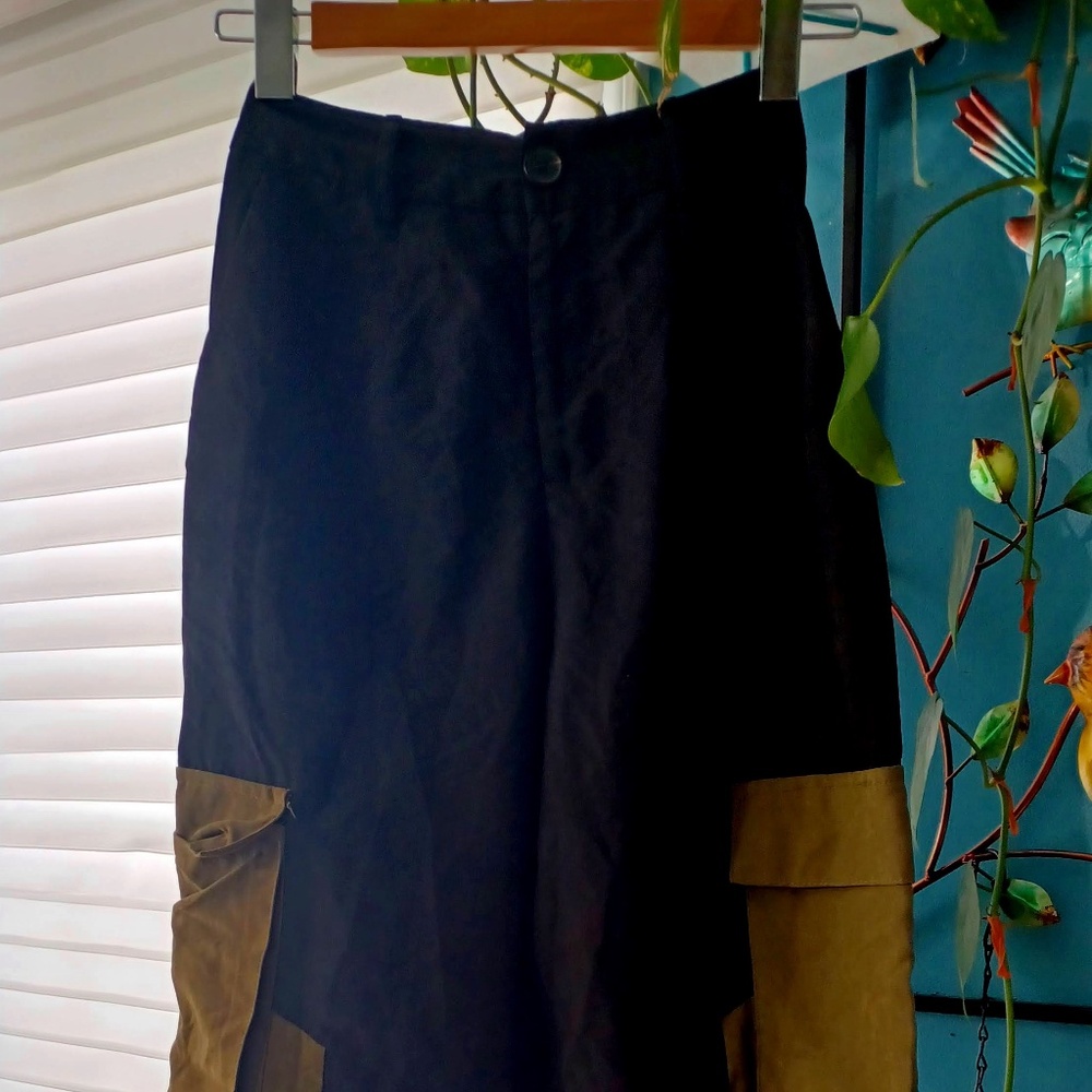 26" waist - Bundle of pants Forever21, Calvin, Cargo pants